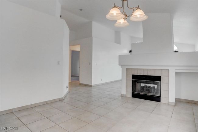5784 Dew Mist Ln, House other with 3 bedrooms, 2 bathrooms and null parking in Las Vegas NV | Image 8