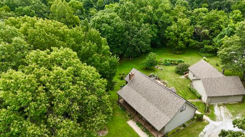 34 E Dade 86, Greenfield, MO, 65661-9413 | Card Image