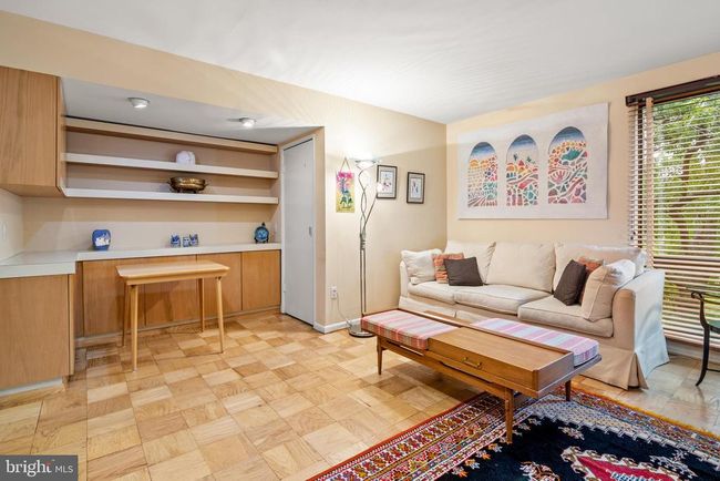 APT-401 - 7 Slade Ave, Condo with 3 bedrooms, 2 bathrooms and null parking in Baltimore MD | Image 32
