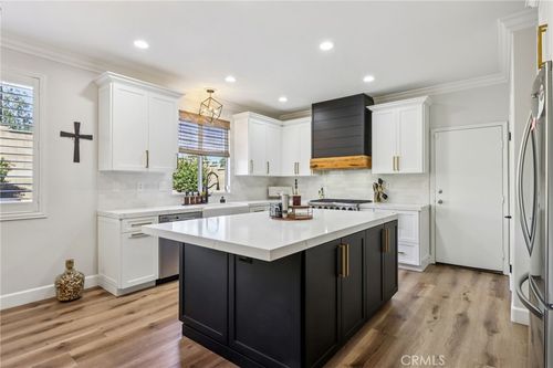 1806 Riverstone St, Corona, CA, 92883-0702 | Card Image