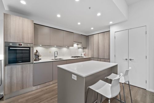 604-3809 Evergreen Place, Burnaby, BC, V3J0M1 | Card Image