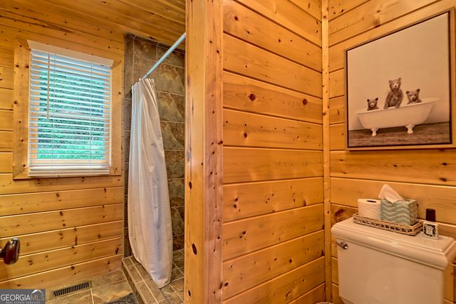 672 Screamer Dr, House other with 3 bedrooms, 3 bathrooms and null parking in Clayton GA | Image 76