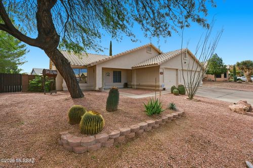 1537 W Via De Chapala, Sahuarita, AZ, 85629-9105 | Card Image