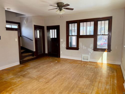 644 N 22nd St, Superior, WI, 54880-5226 | Card Image