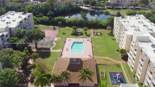 apt-201-6930 Nw 186th St, Hialeah, FL, 33015-3228 | Card Image