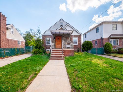 6525 167th Street, New York, NY, 11365 | Card Image