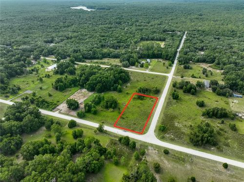 9017 Split Stone Dr, Webster, FL, 33597 | Card Image