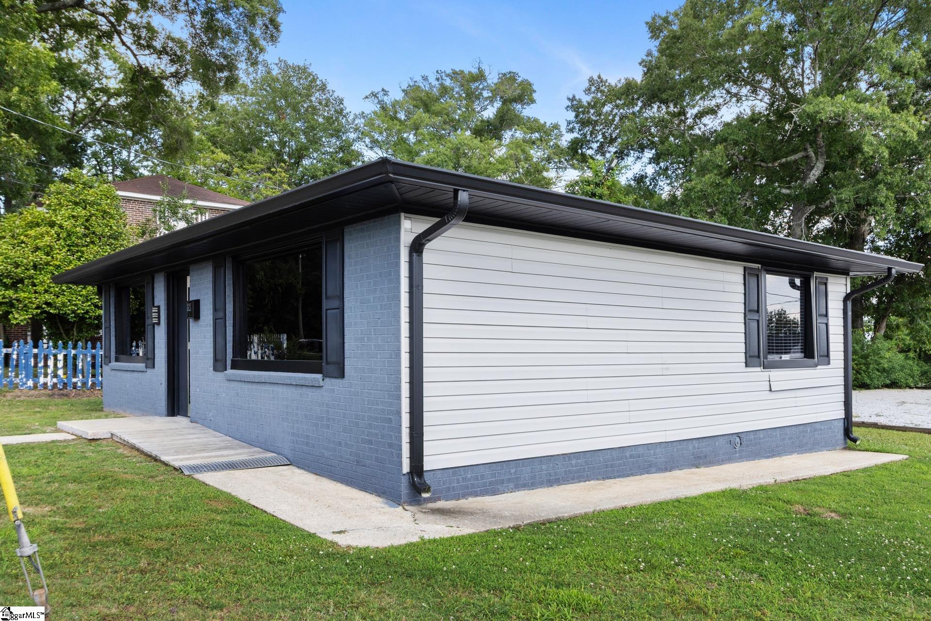 Residential in Clinton 4