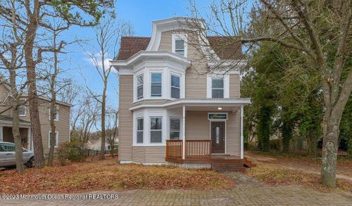 180 Main Street, Eagleswood, NJ, 08092 | Card Image