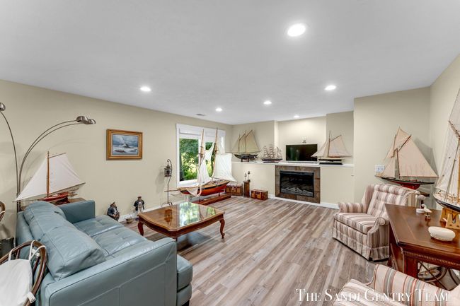17952 Spring Tree Ct, House other with 4 bedrooms, 3 bathrooms and null parking in Spring Lake MI | Image 41