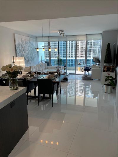 3606 - 200 Biscayne Boulevard Way, Condo with 1 bedrooms, 1 bathrooms and null parking in Miami FL | Image 1