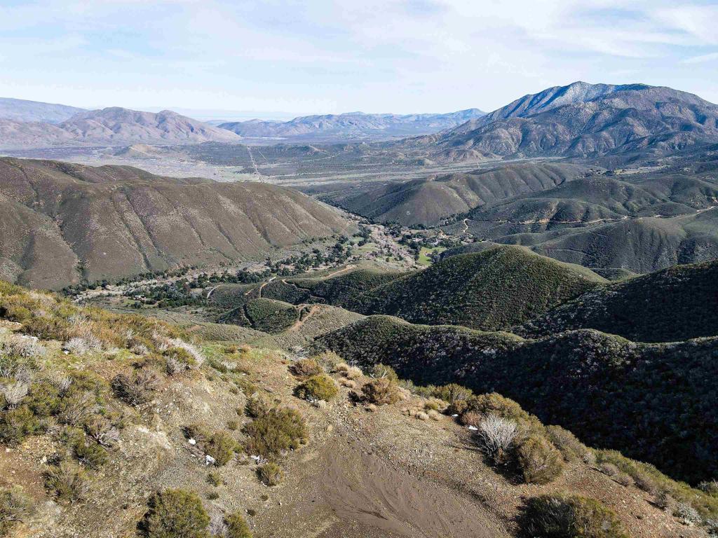 Land in Julian 3
