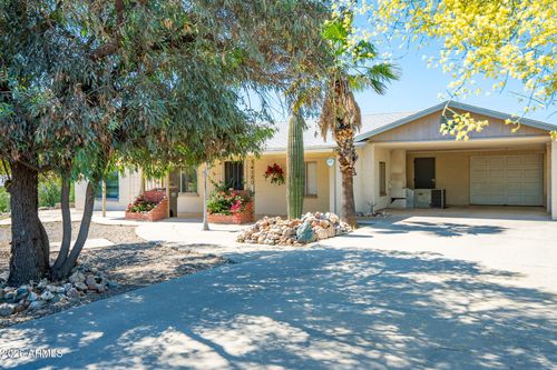34580 S Hill St, Black Canyon City, AZ, 85324-8822 | Card Image