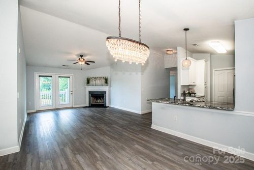17151 Doe Valley Ct, Cornelius, NC, 28031-5669 | Card Image