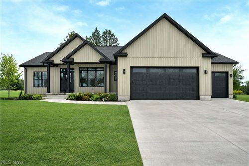 248 Robbies Run, Cortland, OH, 44410-1919 | Card Image