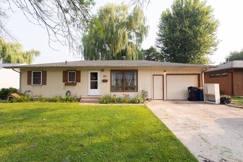 21 Park Dr, Northfield, MN, 55057-2623 | Card Image