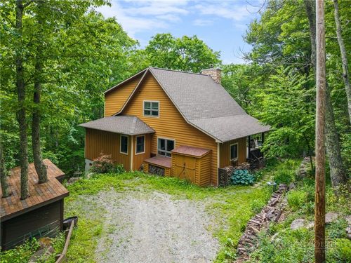 405 Snow Ridge Rd, Banner Elk, NC, 28604-9301 | Card Image