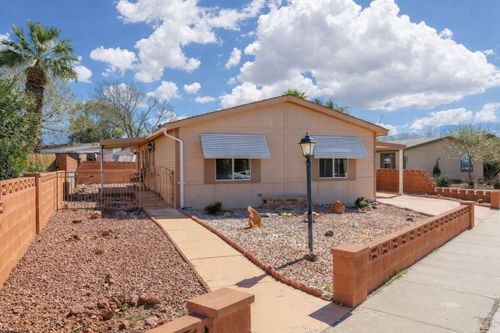 332 Lisa Ln, Mesquite, NV, 89027-6022 | Card Image