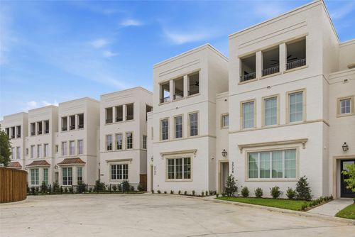 2724 Hogan Hill Ln, Fort Worth, TX, 76109-9545 | Card Image