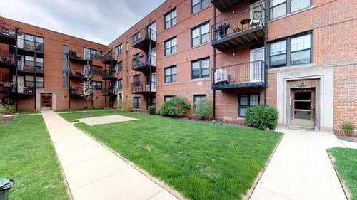 apt-1b-5230 Campbell Ave, Chicago, IL, 60625-2462 | Card Image