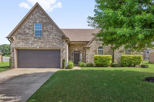 4408 Carroll Dr W, Horn Lake, MS, 38637-2825 | Card Image