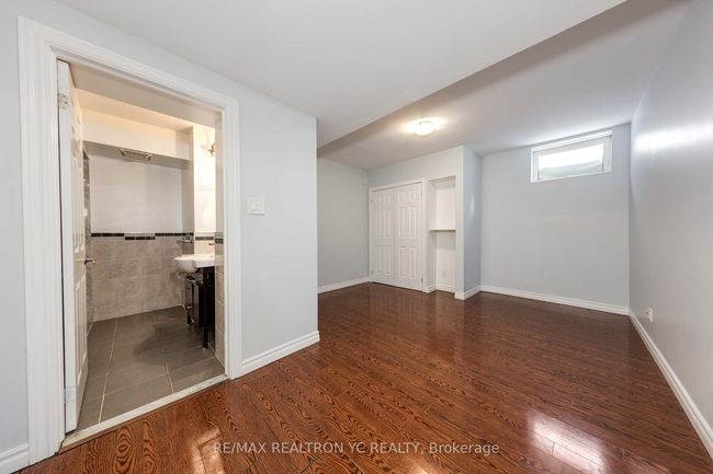 19 Wadena Crt, House other with 8 bedrooms, 7 bathrooms and 4 parking in Scarborough ON | Image 33