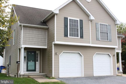 924 Chambers St, BRESSLER, PA, 17113-1601 | Card Image