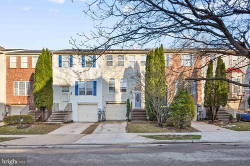 208 Persimmon Cir, Reisterstown, MD, 21136-6464 | Card Image