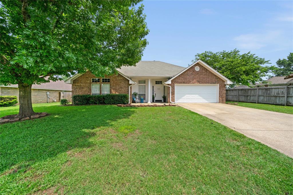 Waterton Cir, Whitehouse, TX 75791