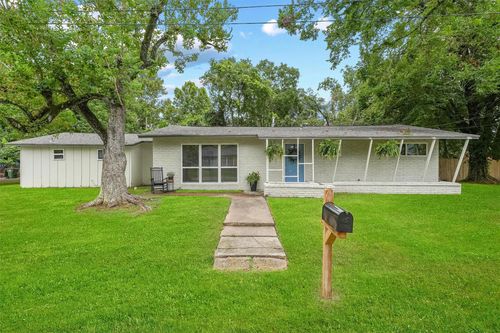 309 E Kay St, Dayton, TX, 77535-2325 | Card Image