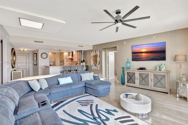 APT-514 - 1 N Ocean Blvd, Condo with 2 bedrooms, 2 bathrooms and null parking in Pompano Beach FL | Image 14