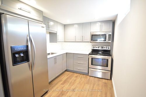 131 Highman Ave, Cambridge, ON, N1R3M2 | Card Image