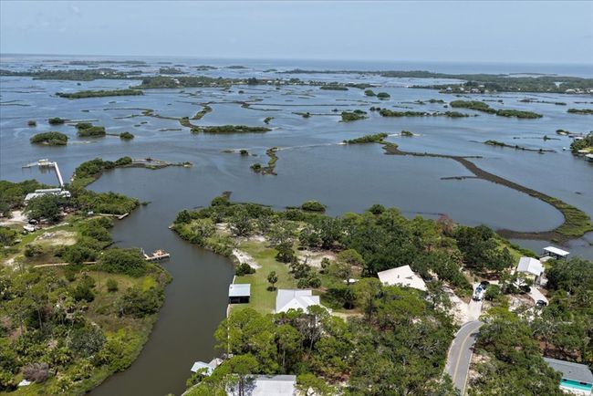 16431 Sw 120 Th Pl, House other with 3 bedrooms, 3 bathrooms and 2 parking in CEDAR KEY FL | Image 38