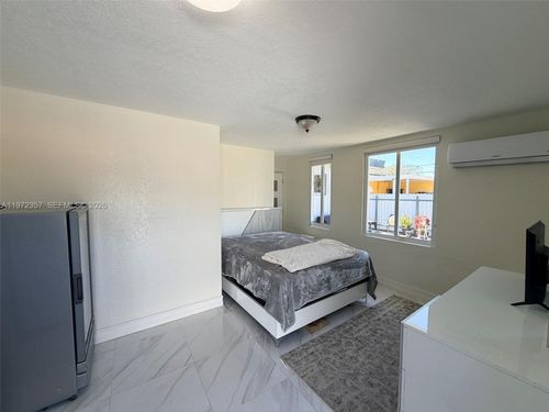 4-5801 Nw 113th Ter, Hialeah, FL, 33012-6669 | Card Image