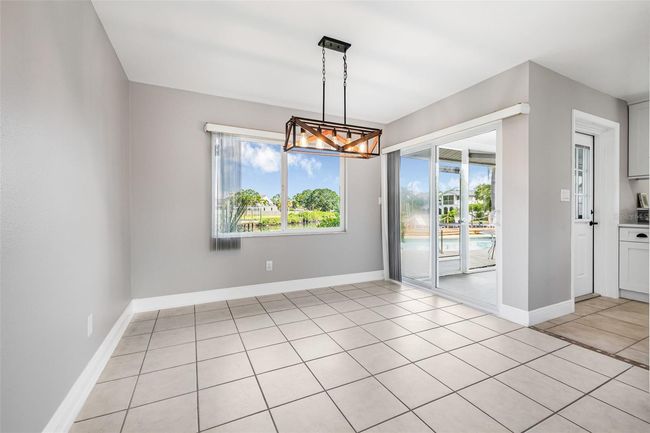 8727 Bay Crest Ln, House other with 3 bedrooms, 2 bathrooms and null parking in TAMPA FL | Image 15