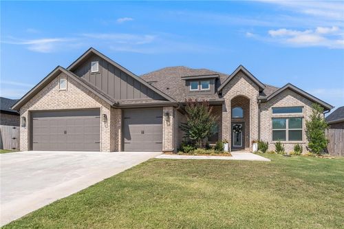 5648 Lavender Ave, Springdale, AR, 72762-3247 | Card Image