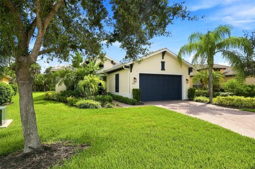 5057 Lake Overlook Ave, BRADENTON, FL, 34208-5711 | Card Image