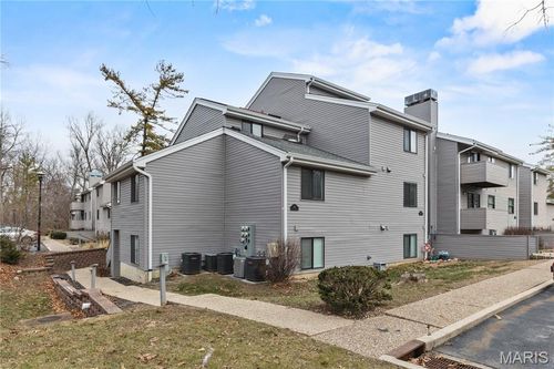 apt-d-1321 Prospect Village Ln, Ballwin, MO, 63021-4175 | Card Image