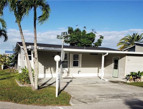 7127 Ladyfish Dr, SAINT JAMES CITY, FL, 33956-2724 | Card Image