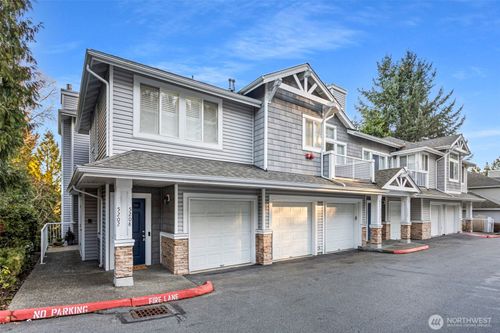 21-3-5208 236th Pl Se, Issaquah, WA, 98029-7695 | Card Image