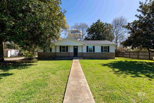 901 W 7th St, Bay Minette, AL, 36507-3322 | Card Image