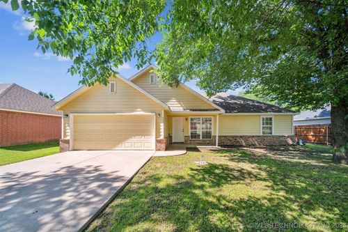 539 Cherokee St, Sperry, OK, 74073-4248 | Card Image