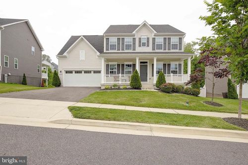 8377 Legacy Cir, CHESAPEAKE BEACH, MD, 20732-4501 | Card Image
