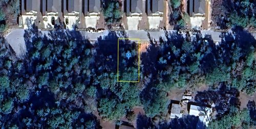 135 Sandhill Ct, FREEPORT, FL, 32439 | Card Image