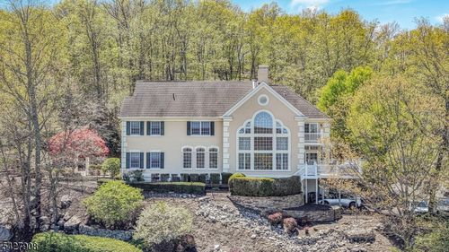 67 Mallard Dr, Hackettstown, NJ, 07840-2839 | Card Image