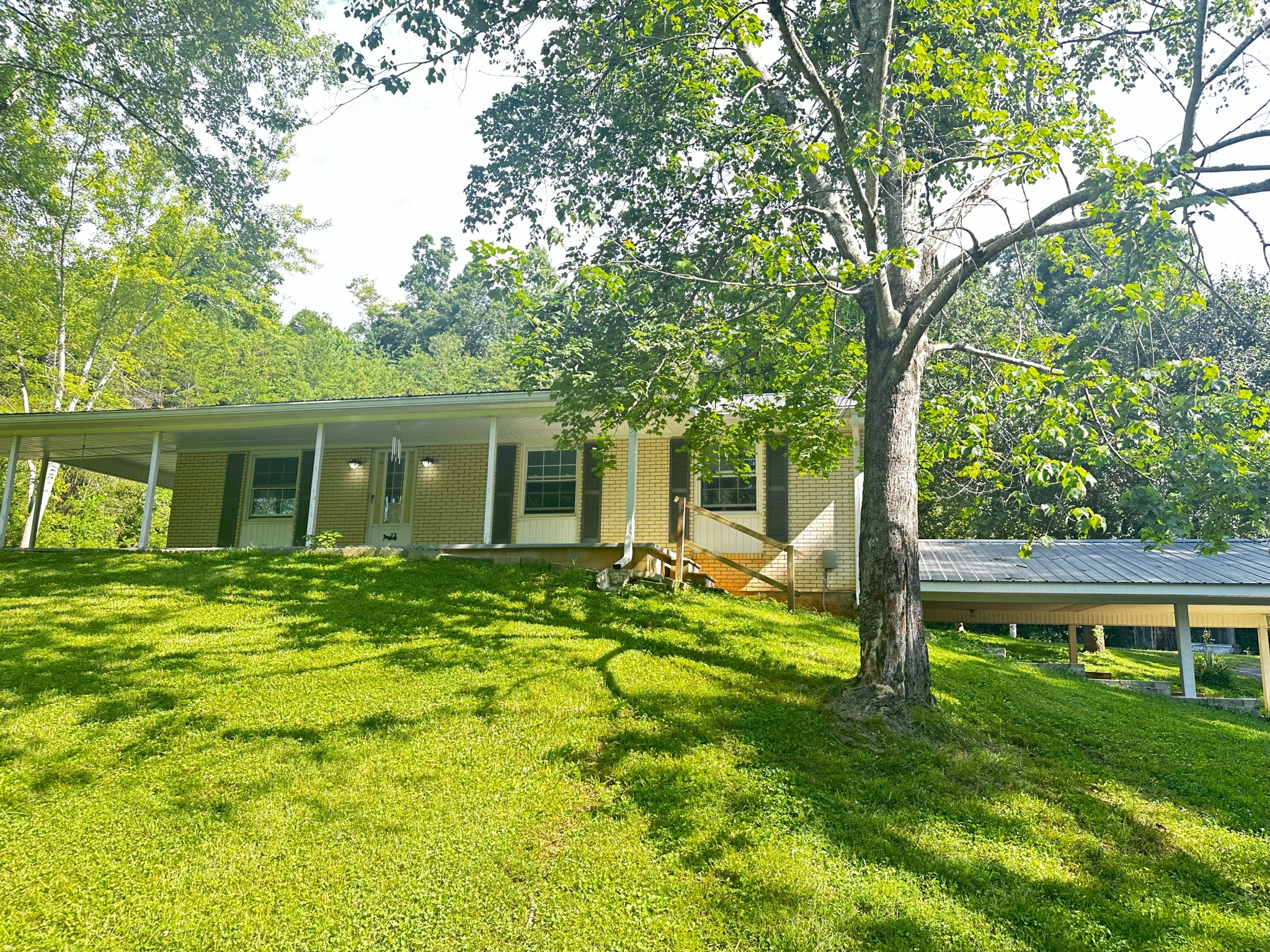 Effie Allen Ln, Hilham, TN 38568