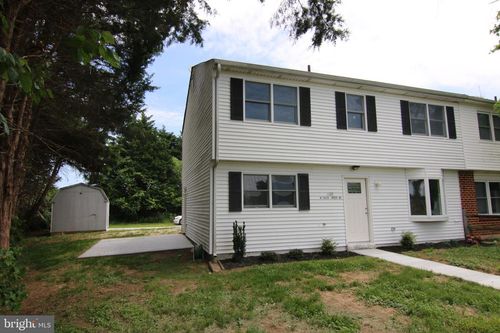 490 W Duck Creek Rd, CLAYTON, DE, 19938-1924 | Card Image