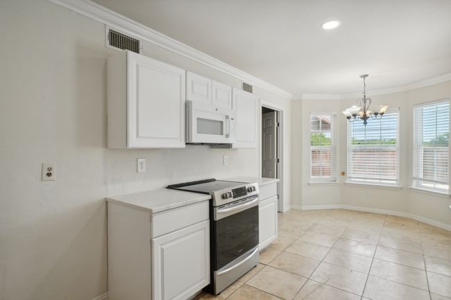 12848 Hilltop Dr, House other with 4 bedrooms, 4 bathrooms and null parking in Balch Springs TX | Image 8