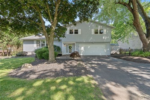 4881 Clark Ln, Manlius, NY, 13104-1533 | Card Image