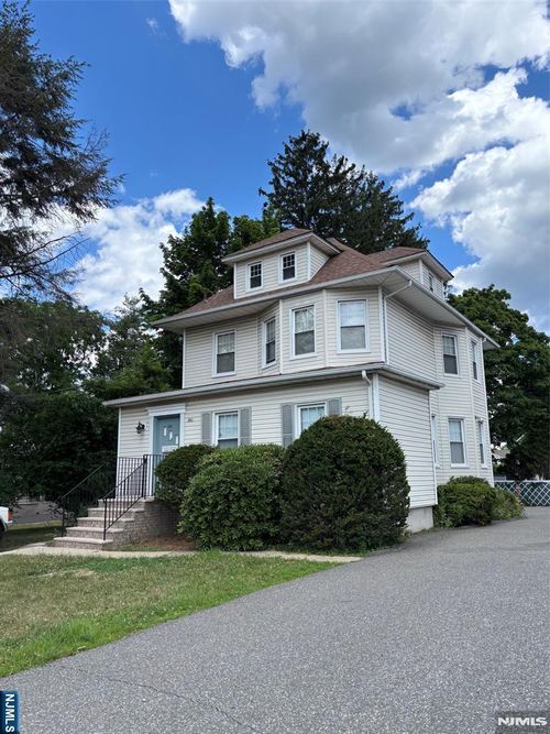 259 Kinderkamack Rd, Westwood, NJ, 07675-2204 | Card Image